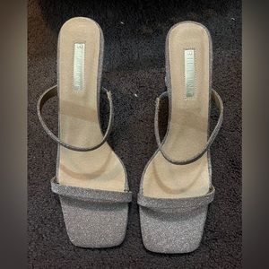 Show me your mumu heels